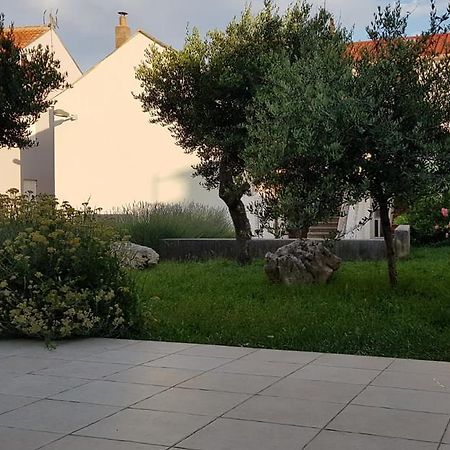 Sobe Zeneral Novalja Exterior foto