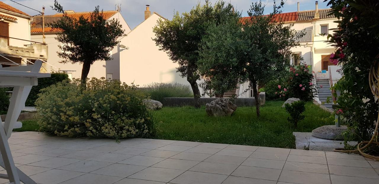 Sobe Zeneral Novalja Exterior foto